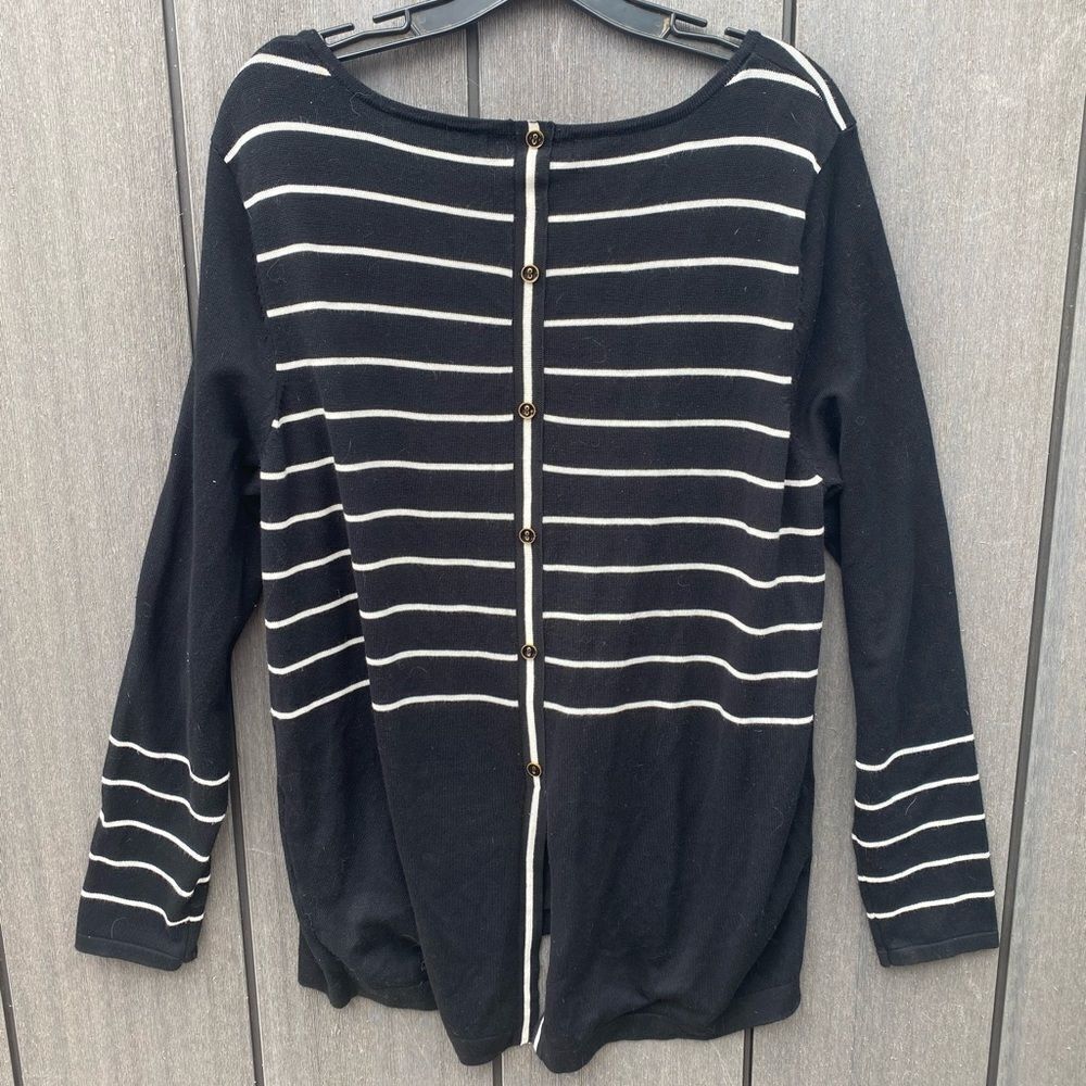 August Silk Sweater - Picture 4 of 10